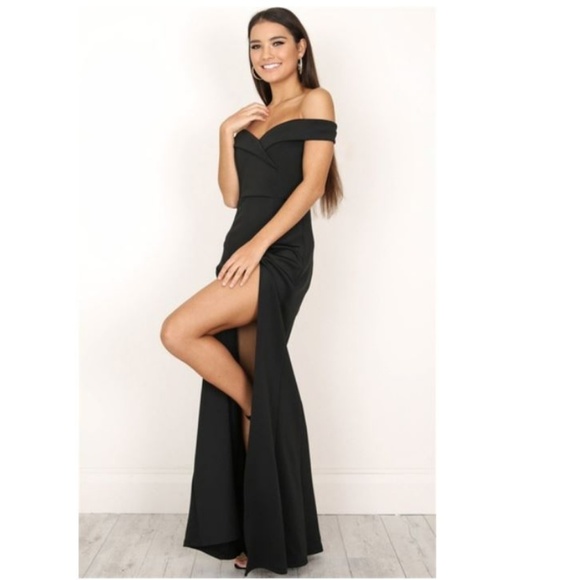 HP! Sexy Black Off-Shoulder Evening Gown - Picture 5 of 8